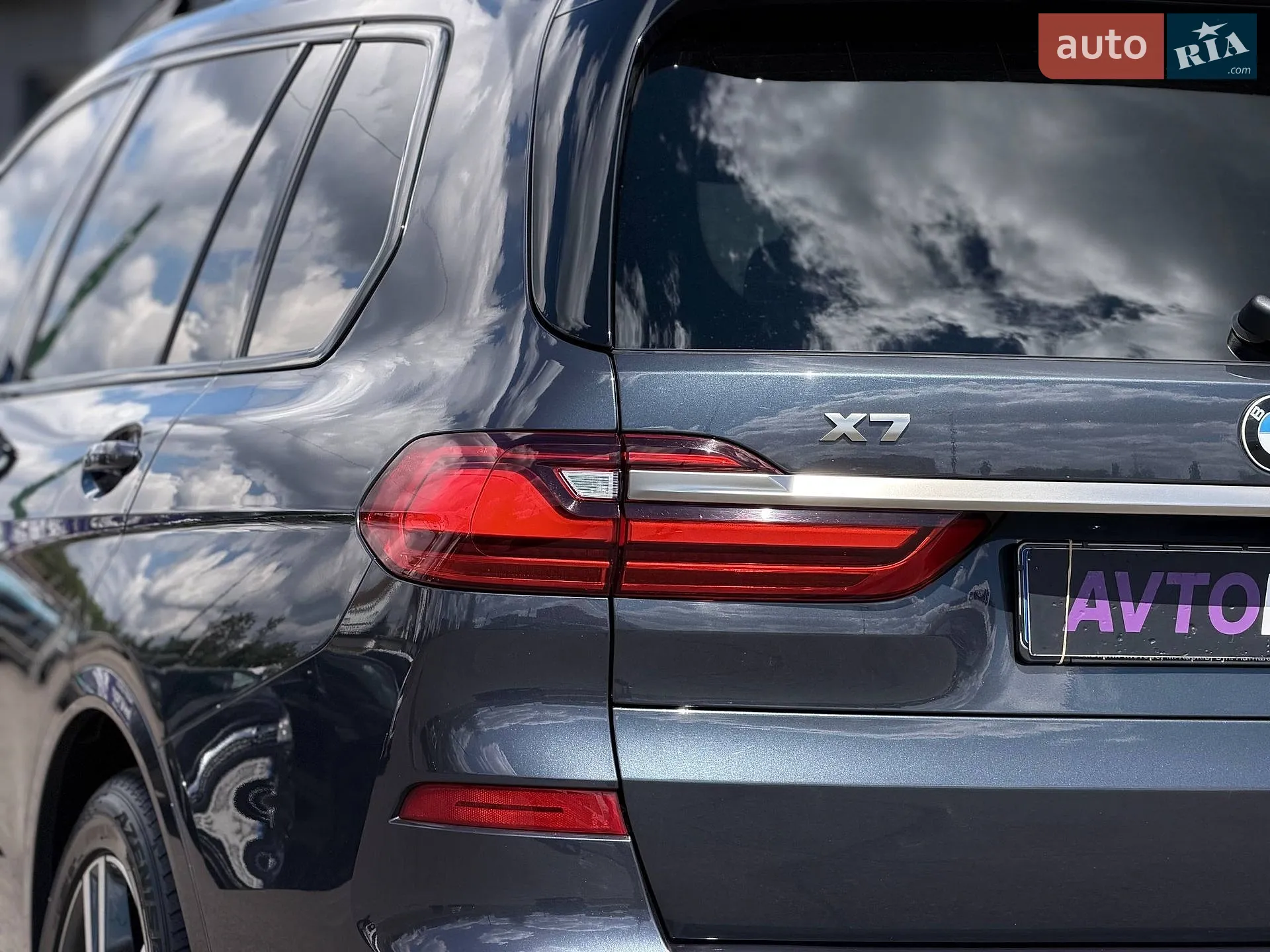 2021 BMW X7 - мініатюра 32