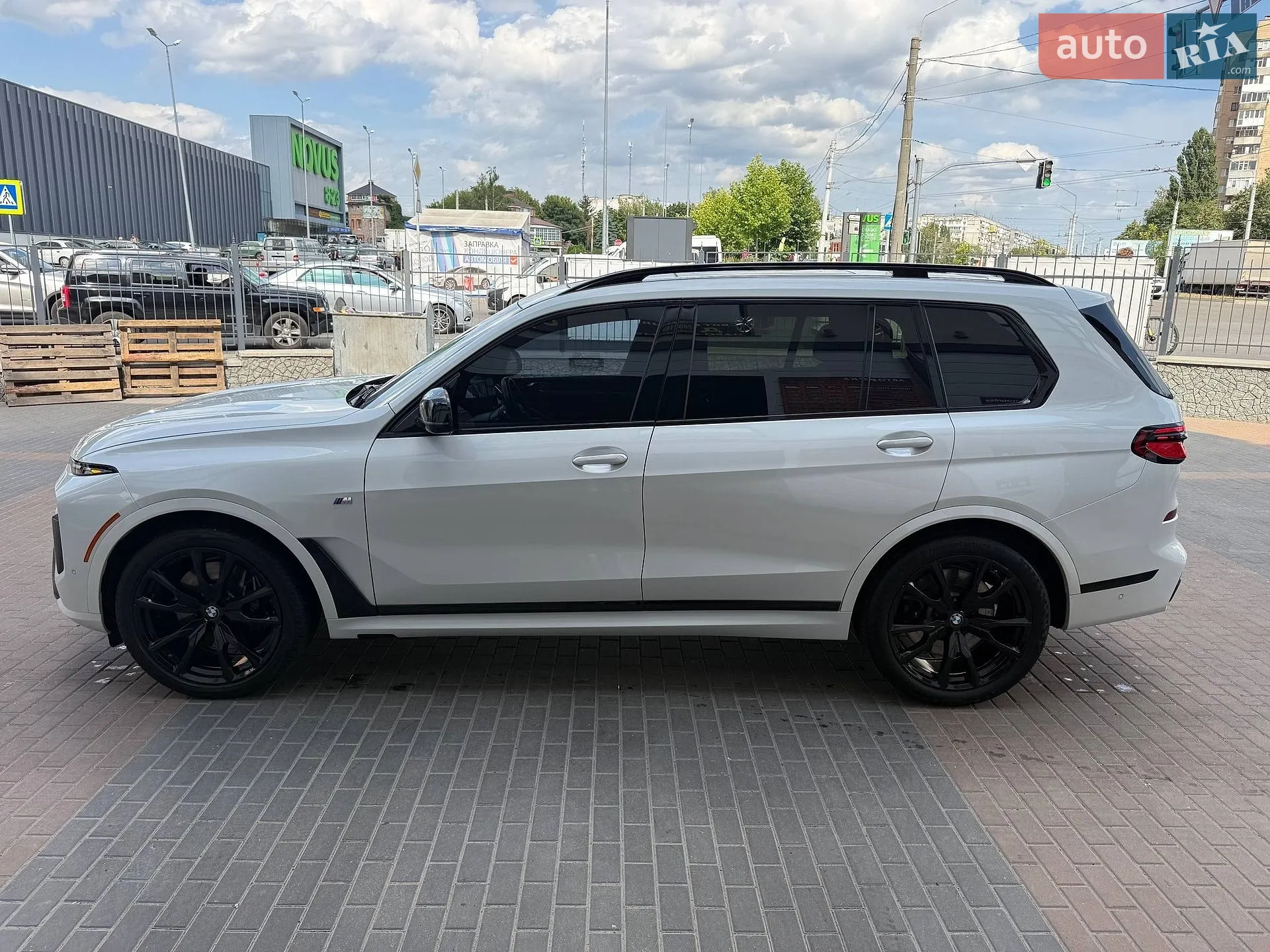 2023 BMW X7 - мініатюра 5