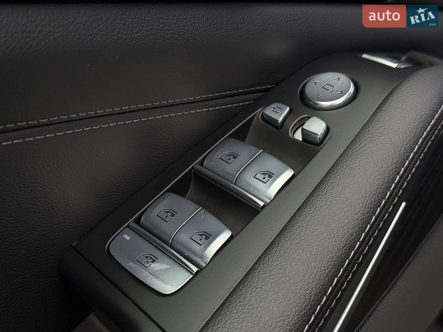 2022 BMW X7 - мініатюра 18