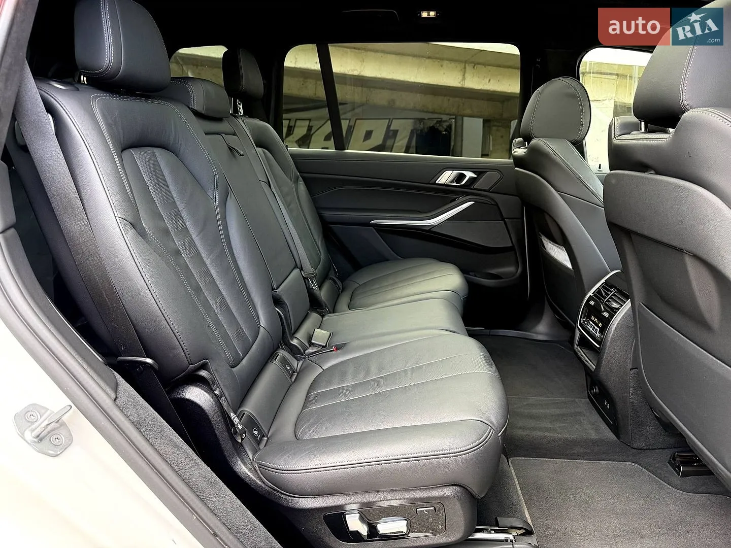 2022 BMW X7 - мініатюра 40