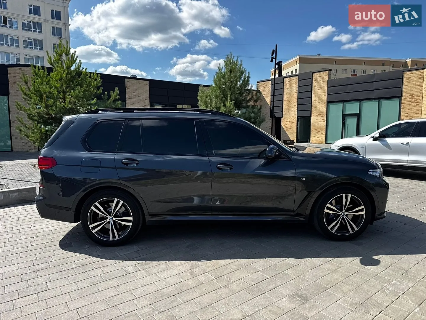 2019 BMW X7 - мініатюра 12