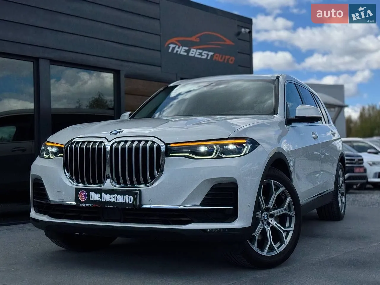 2020 BMW X7 - мініатюра 2