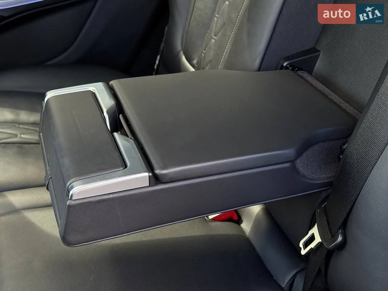 2020 BMW X7 - мініатюра 69