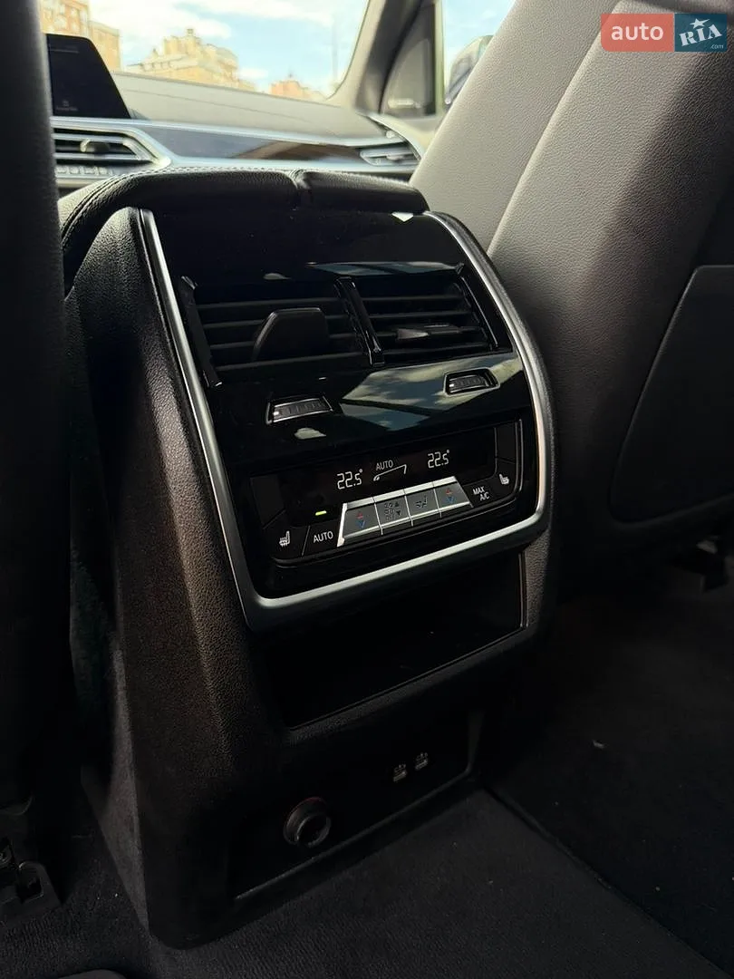 2020 BMW X7 - мініатюра 15
