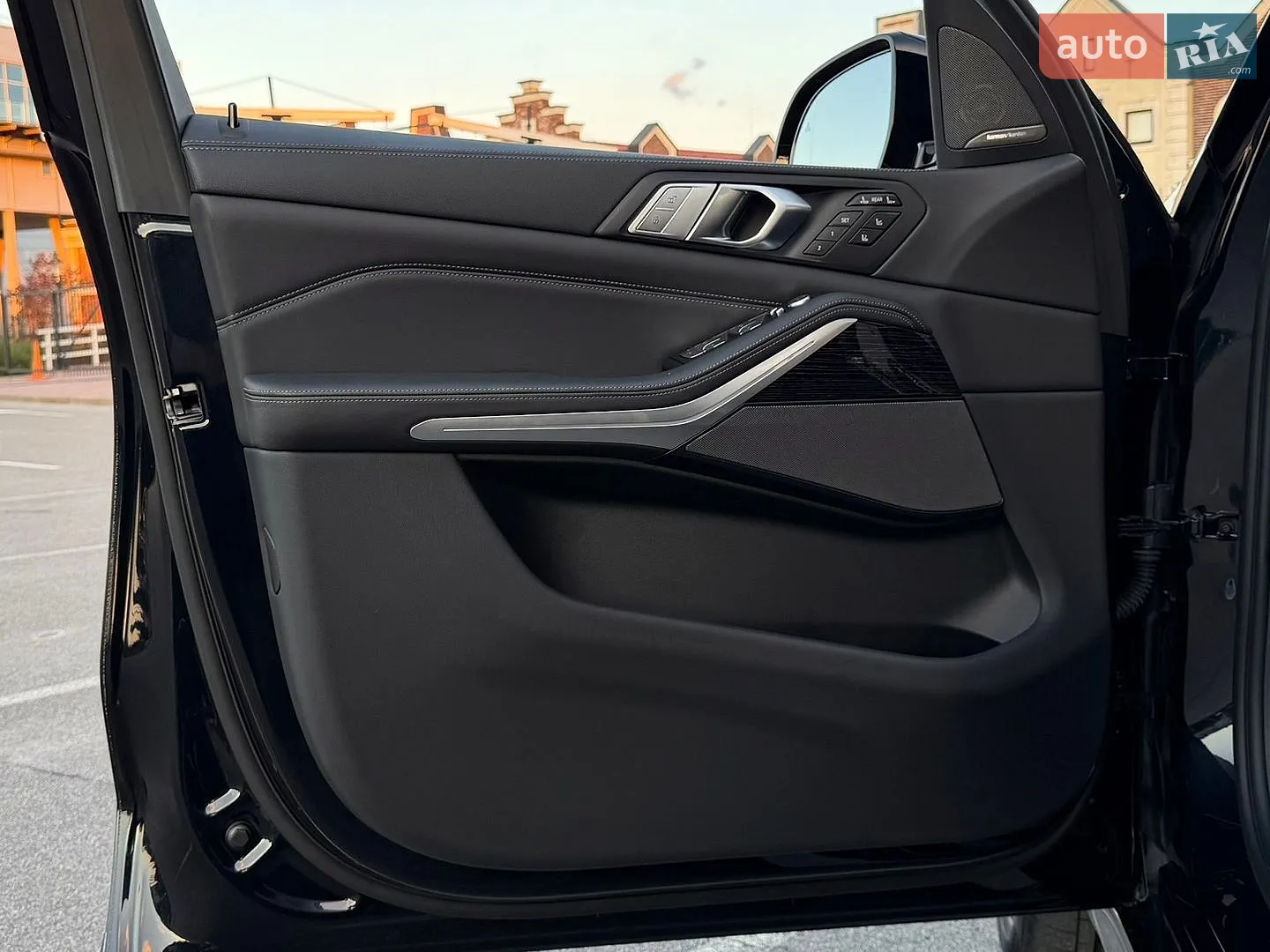 2020 BMW X7 - мініатюра 18