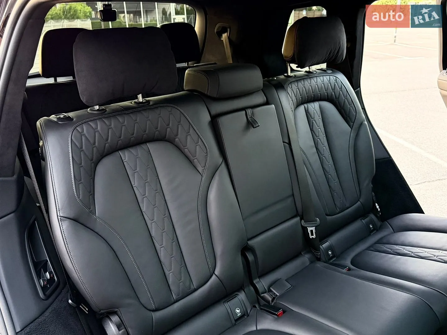 2020 BMW X7 - мініатюра 28