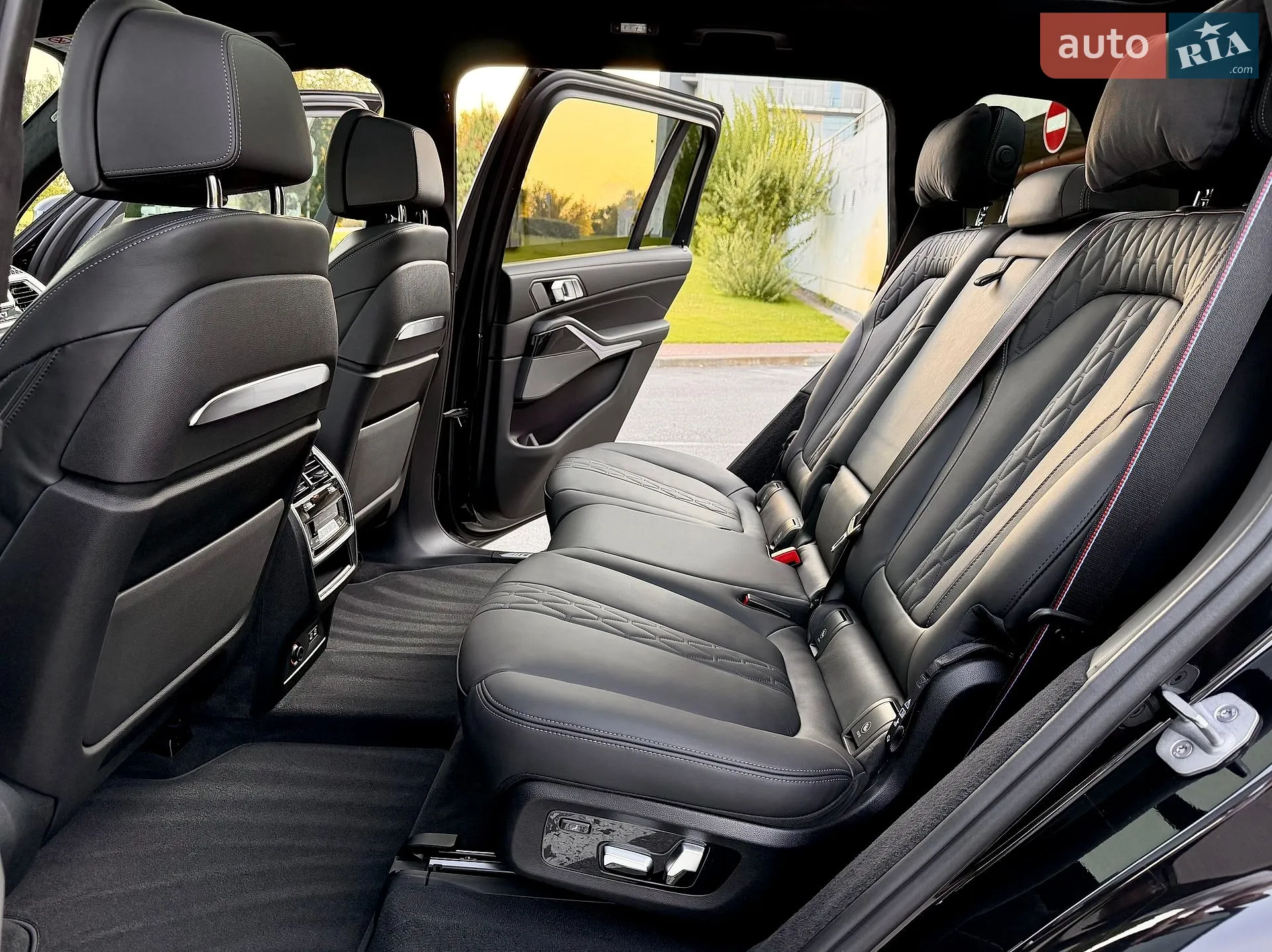 2023 BMW X7 - мініатюра 55
