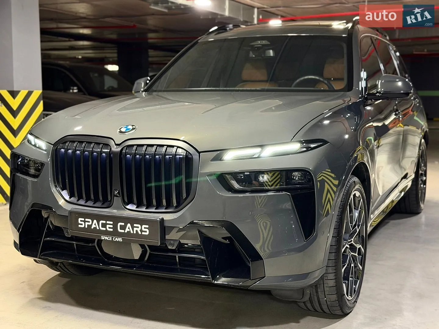 2025 BMW X7 - мініатюра 7