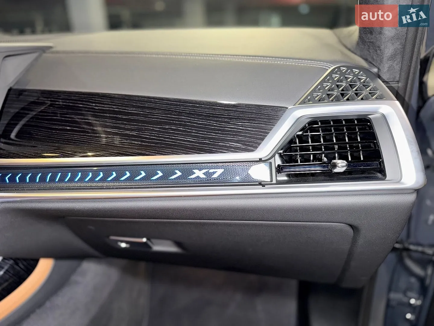 2025 BMW X7 - мініатюра 49