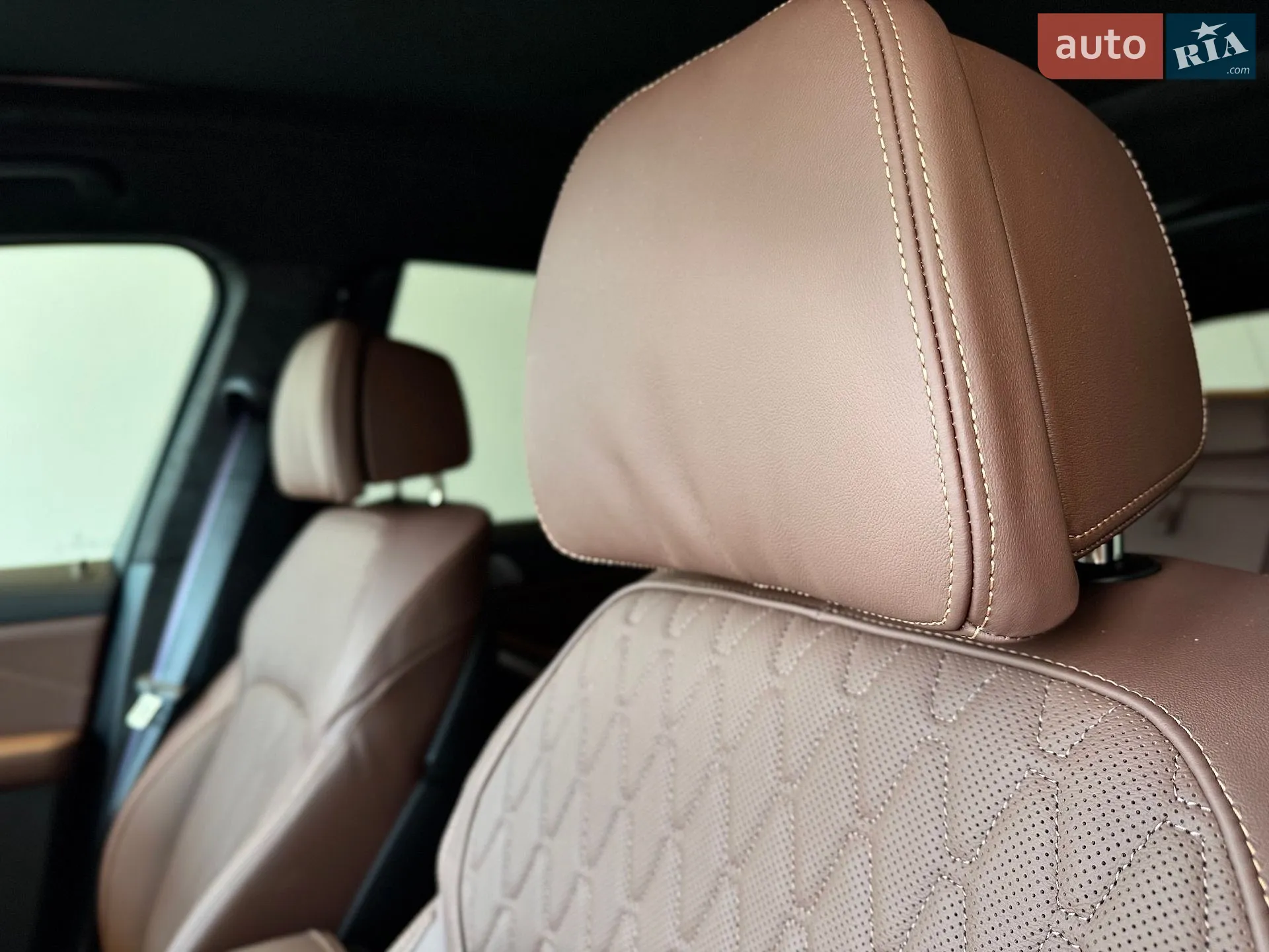 2025 BMW X7 - мініатюра 17