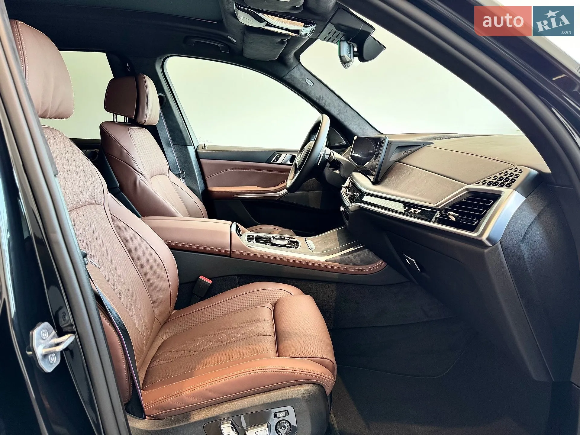 2025 BMW X7 - мініатюра 19