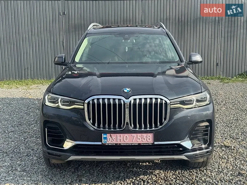 BMW X7