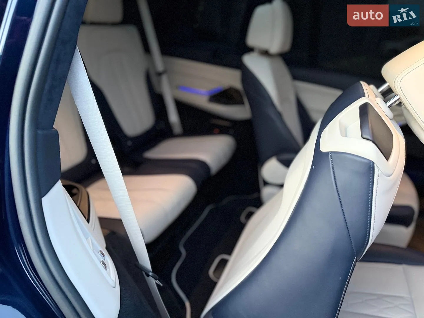 2020 BMW X7 - мініатюра 42