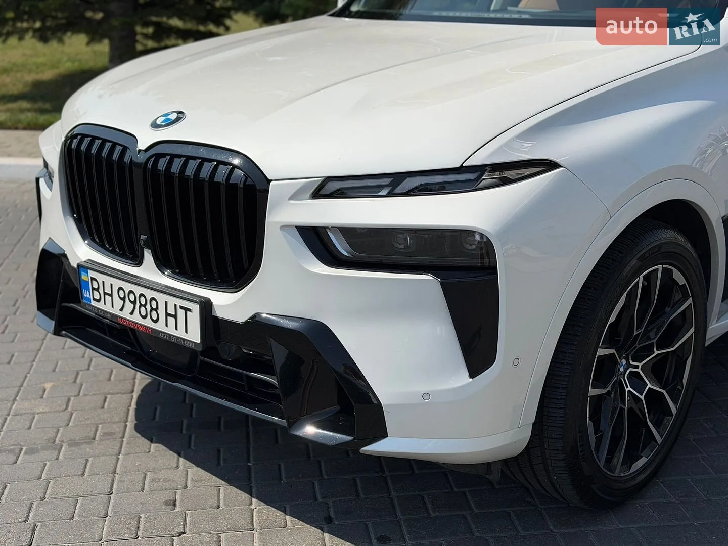 2023 BMW X7 - мініатюра 14