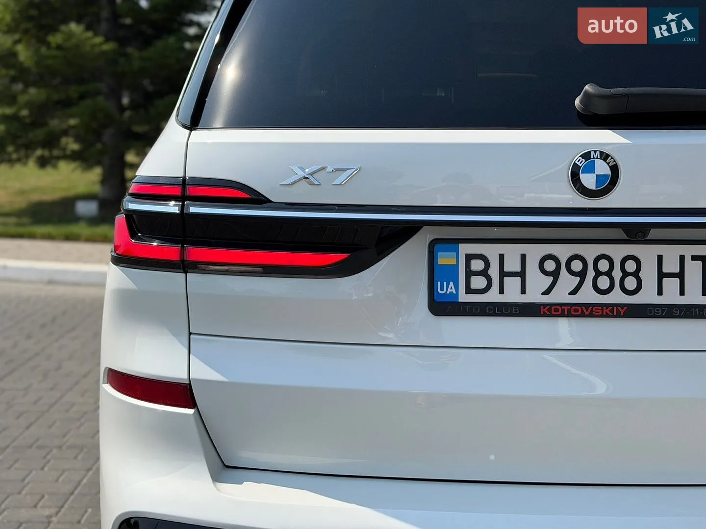 2023 BMW X7 - мініатюра 23
