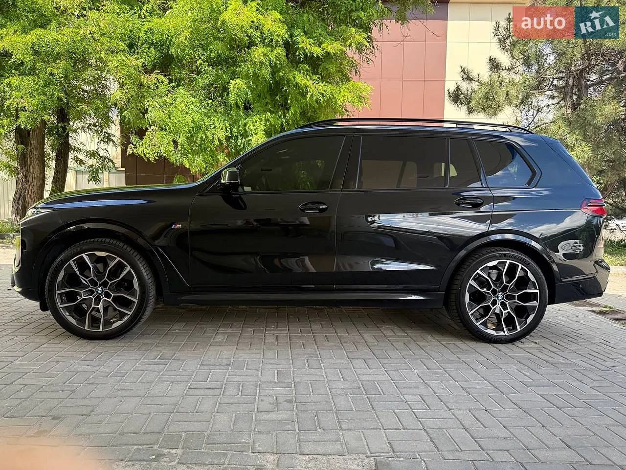 2023 BMW X7 - мініатюра 13