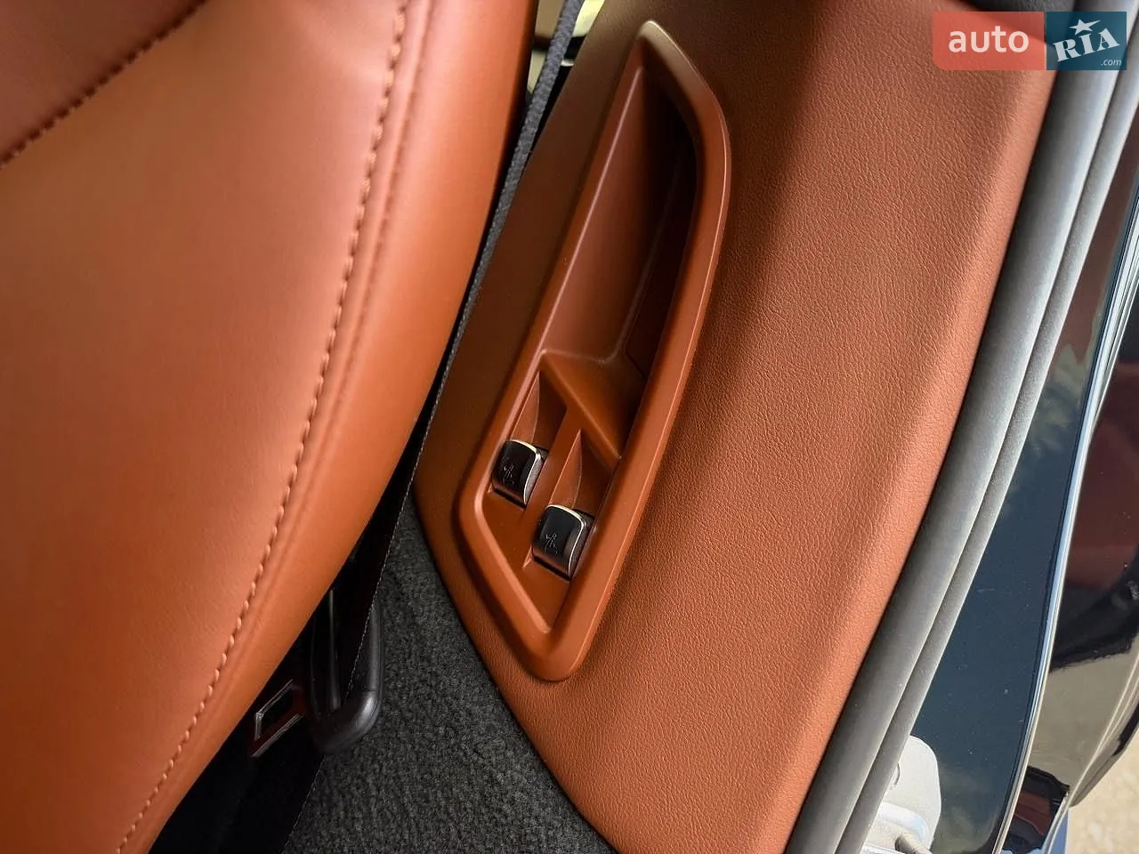 2021 BMW X7 - мініатюра 72