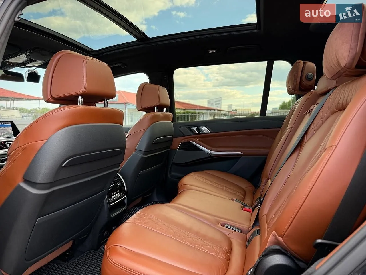 2021 BMW X7 - мініатюра 77