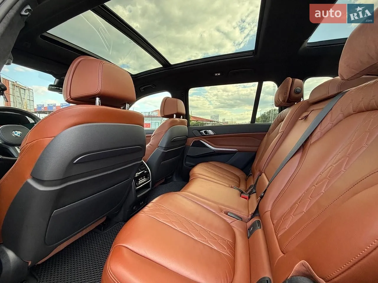 2021 BMW X7 - мініатюра 75