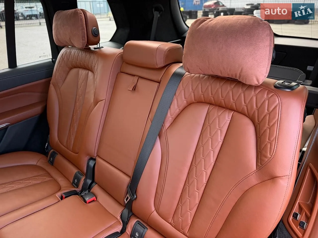 2021 BMW X7 - мініатюра 79