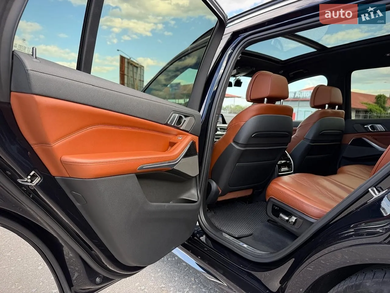 2021 BMW X7 - мініатюра 84