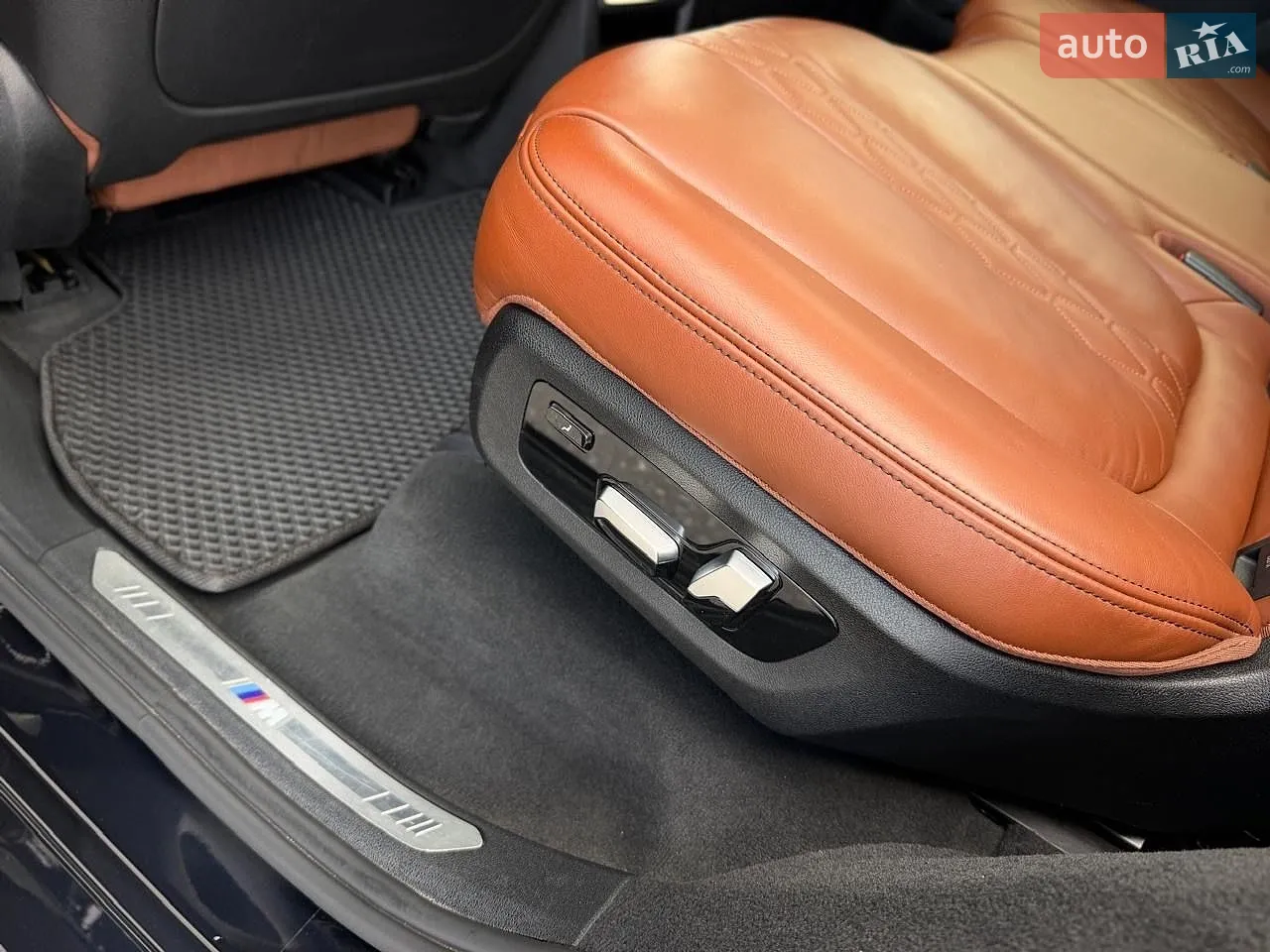 2021 BMW X7 - мініатюра 85