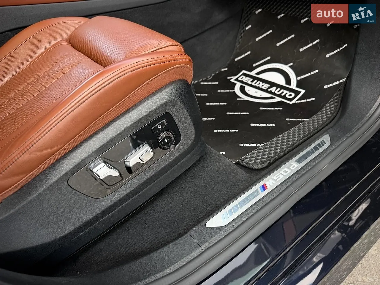 2021 BMW X7 - мініатюра 96