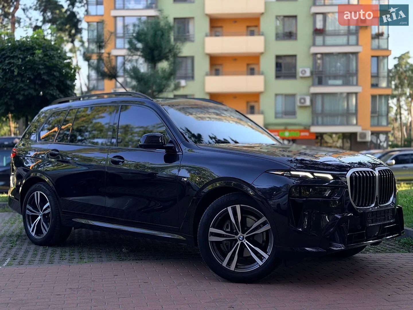 2024 BMW X7 - фото 1