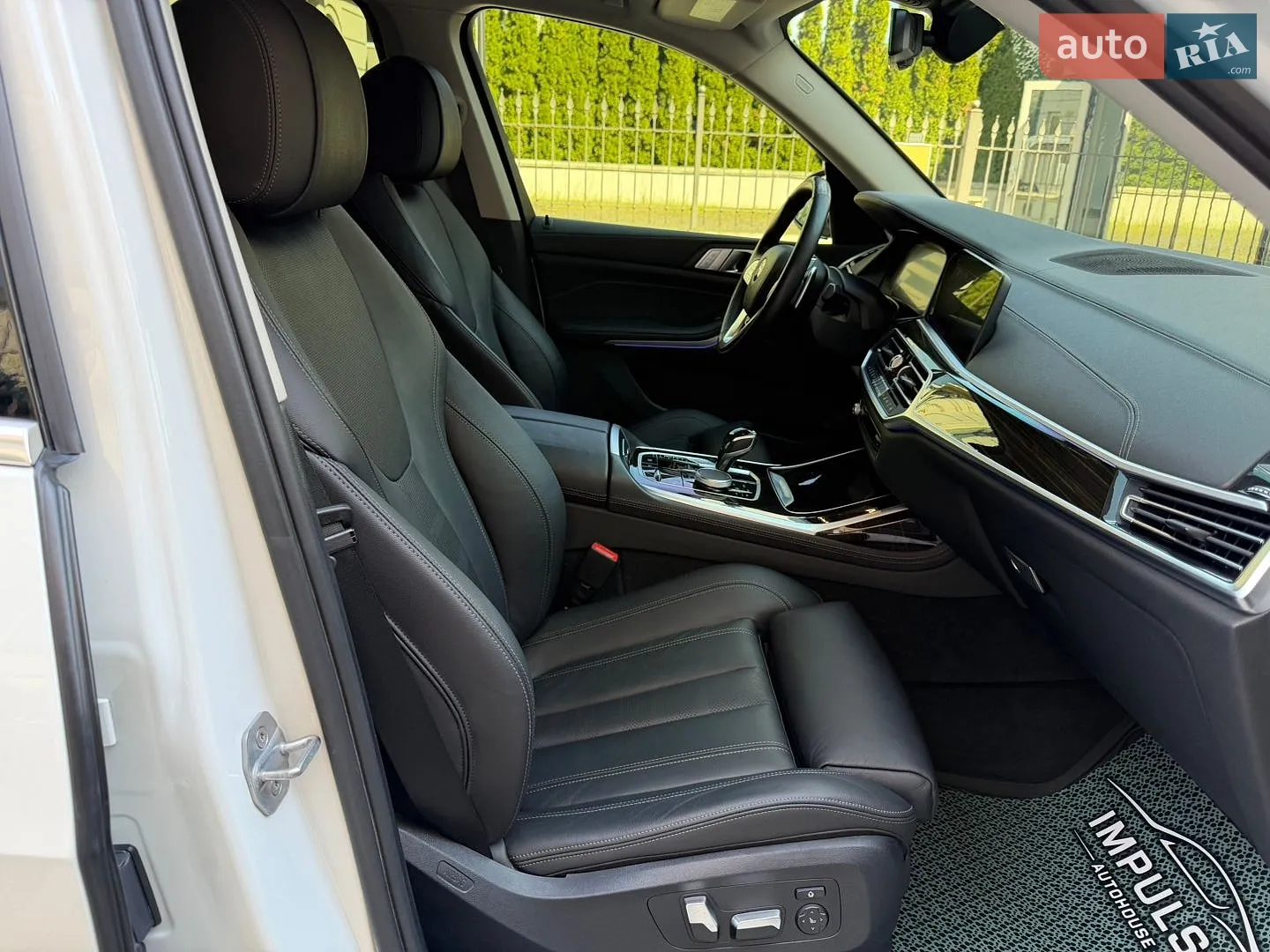 2020 BMW X7 - мініатюра 20