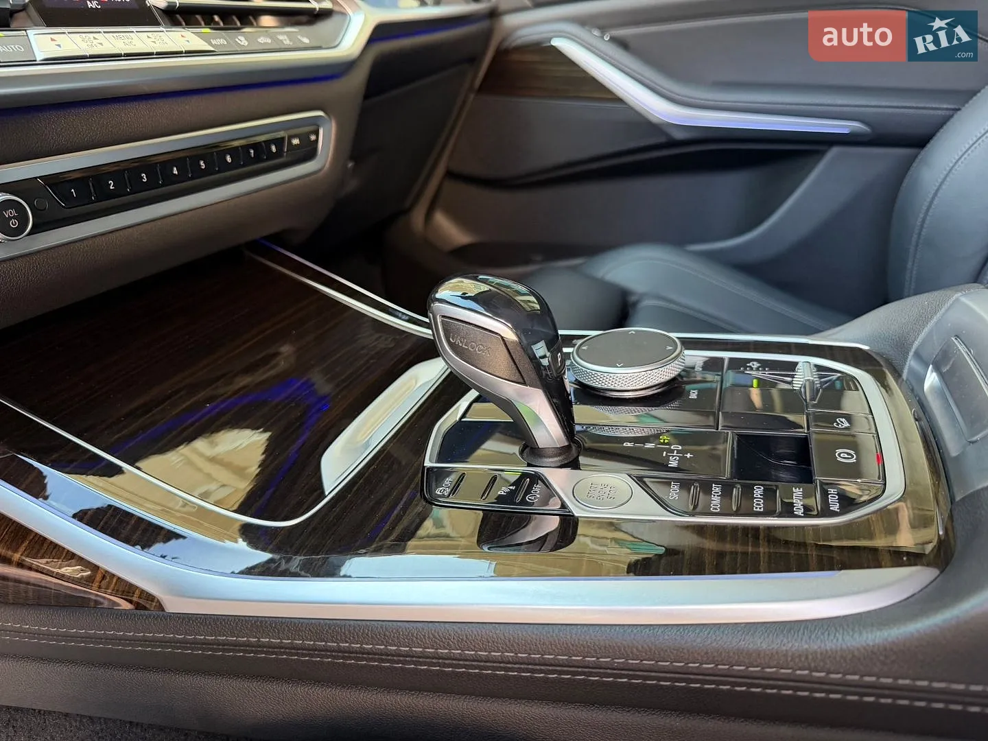 2020 BMW X7 - мініатюра 30