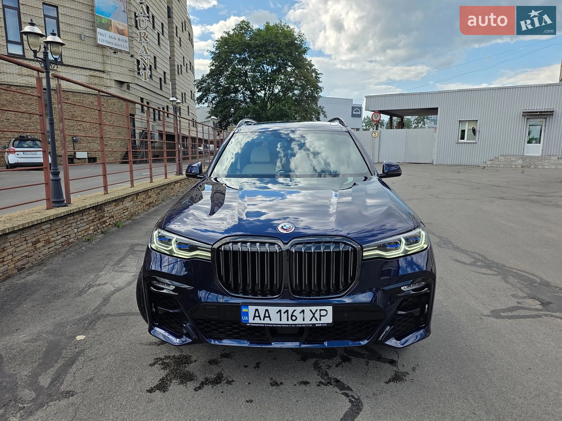 2022 BMW X7 - мініатюра 3