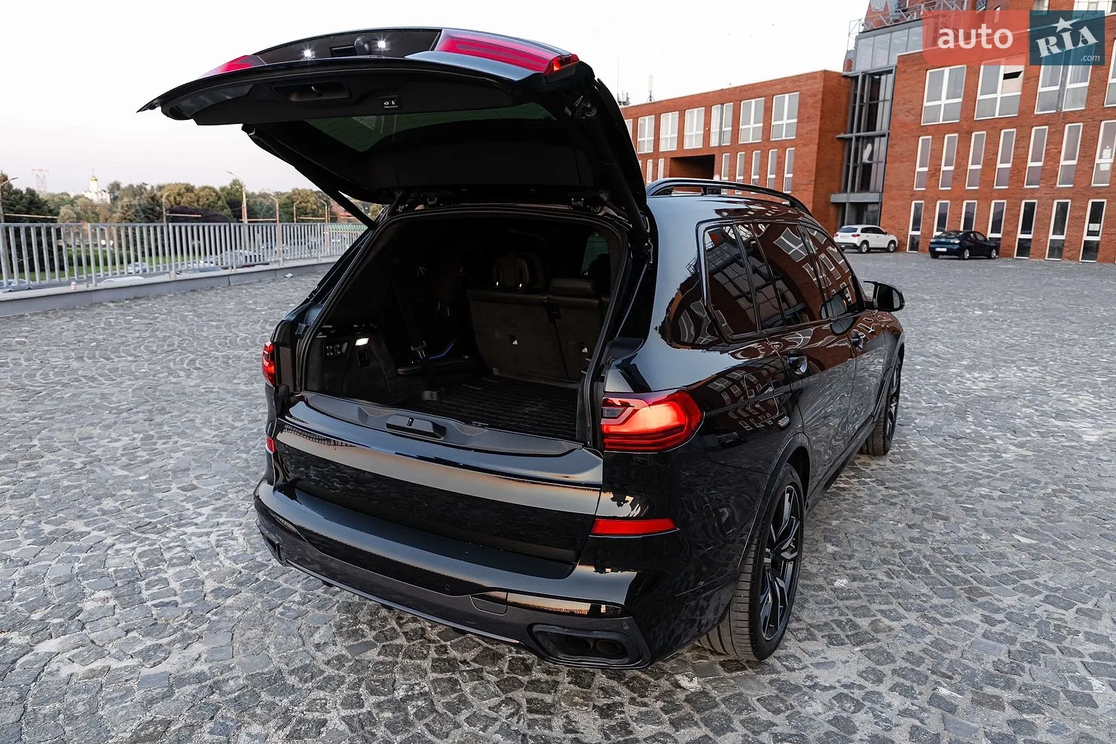 2019 BMW X7 - мініатюра 15
