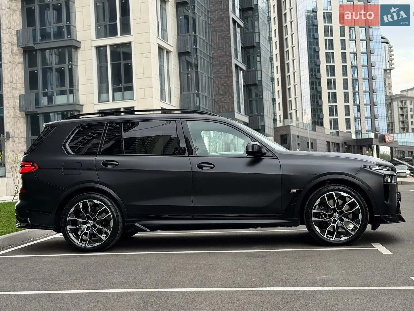 2024 BMW X7 - мініатюра 18