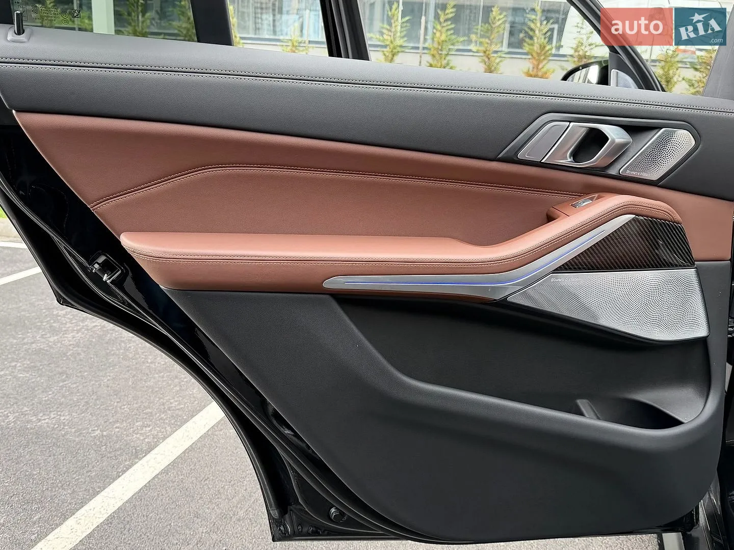 2024 BMW X7 - мініатюра 76