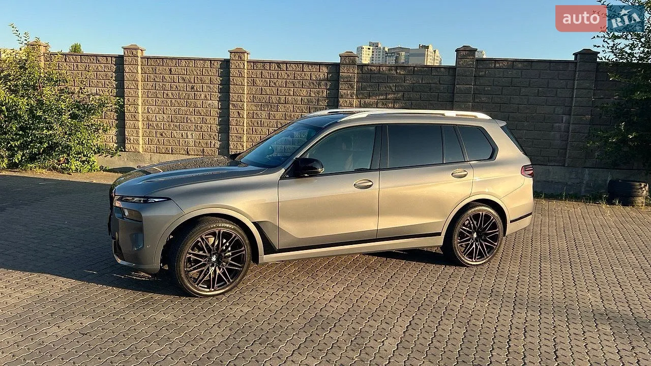 2023 BMW X7 - мініатюра 3