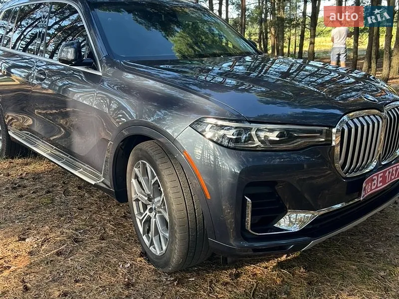 BMW X7