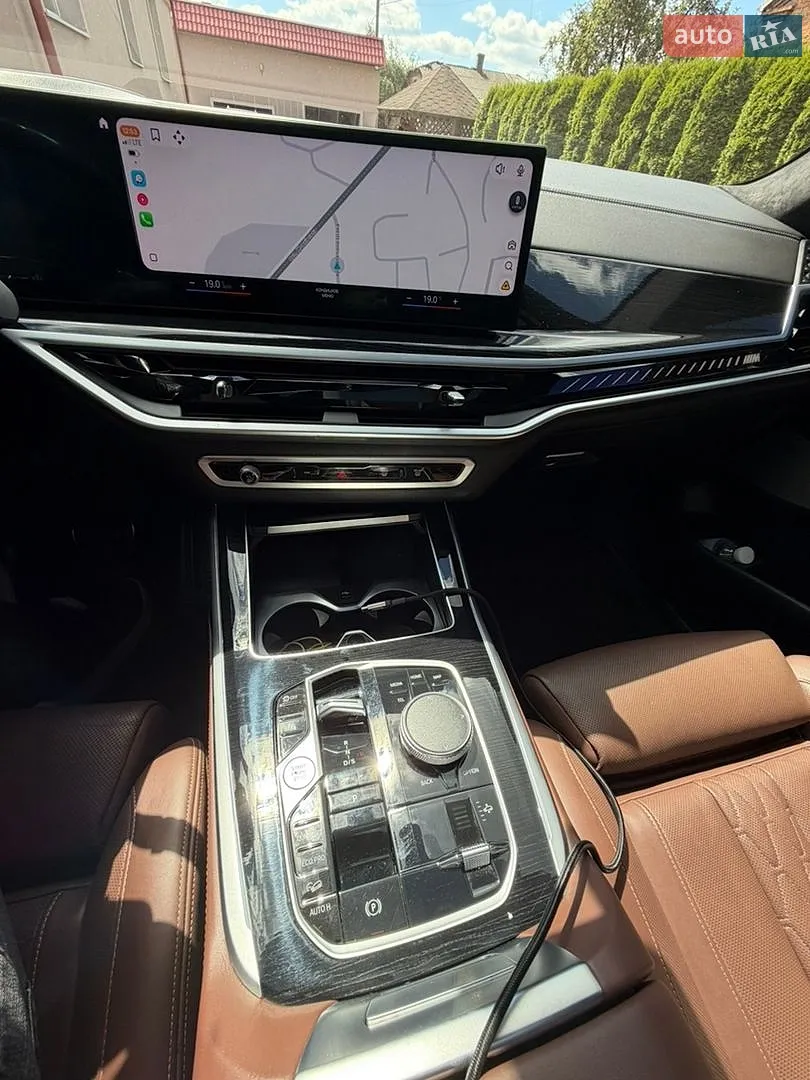 2022 BMW X7 - мініатюра 18