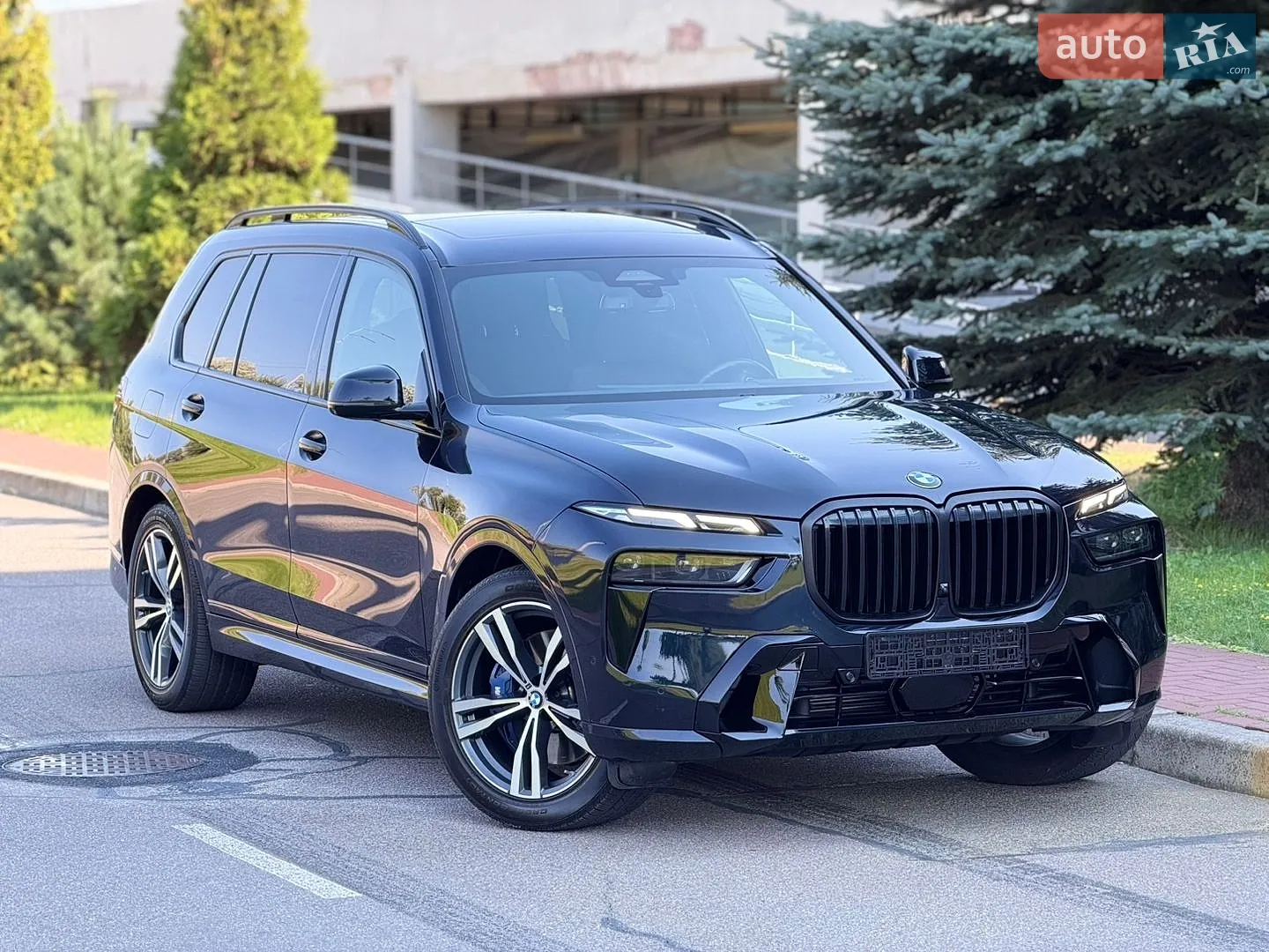 2023 BMW X7 - мініатюра 3