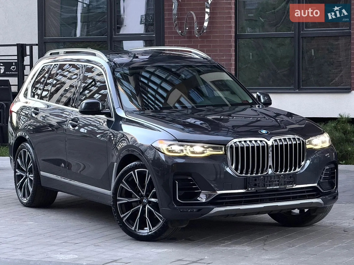 2020 BMW X7 - мініатюра 23