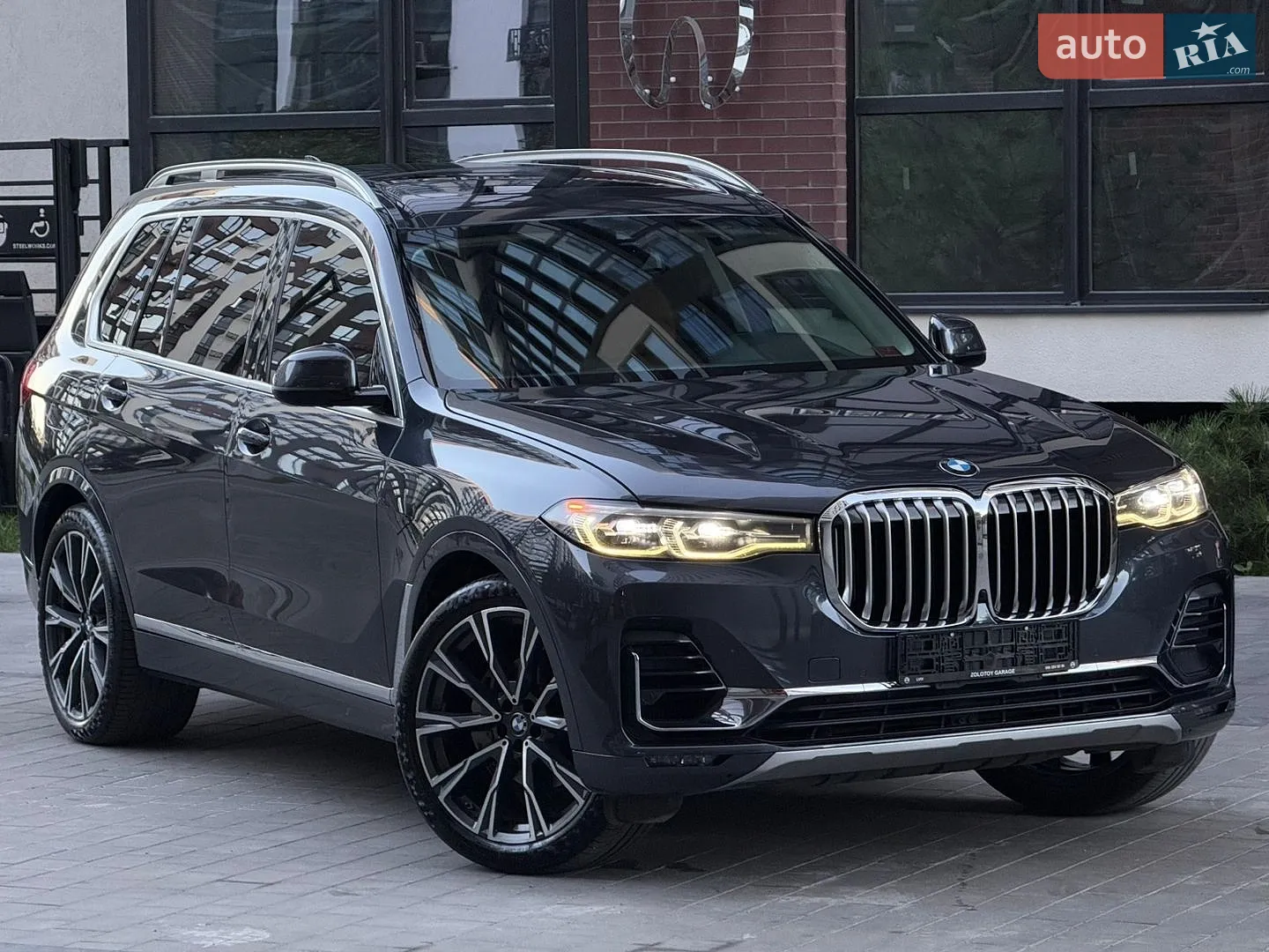 2020 BMW X7 - мініатюра 22