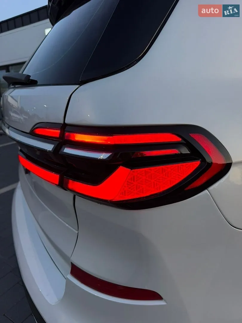 2020 BMW X7 - мініатюра 14