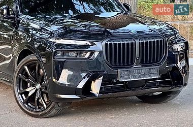Внедорожник / Кроссовер BMW X7 2024 в Киеве