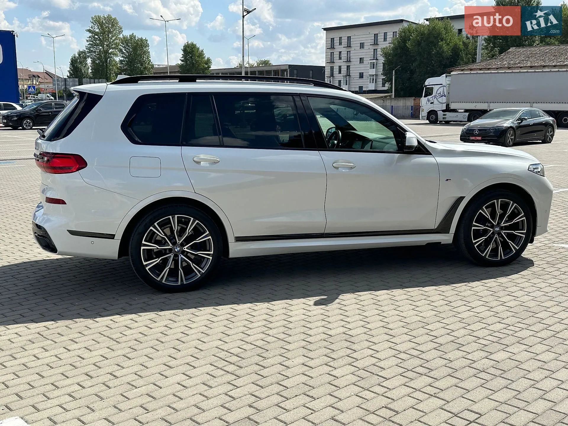 2021 BMW X7 - мініатюра 54