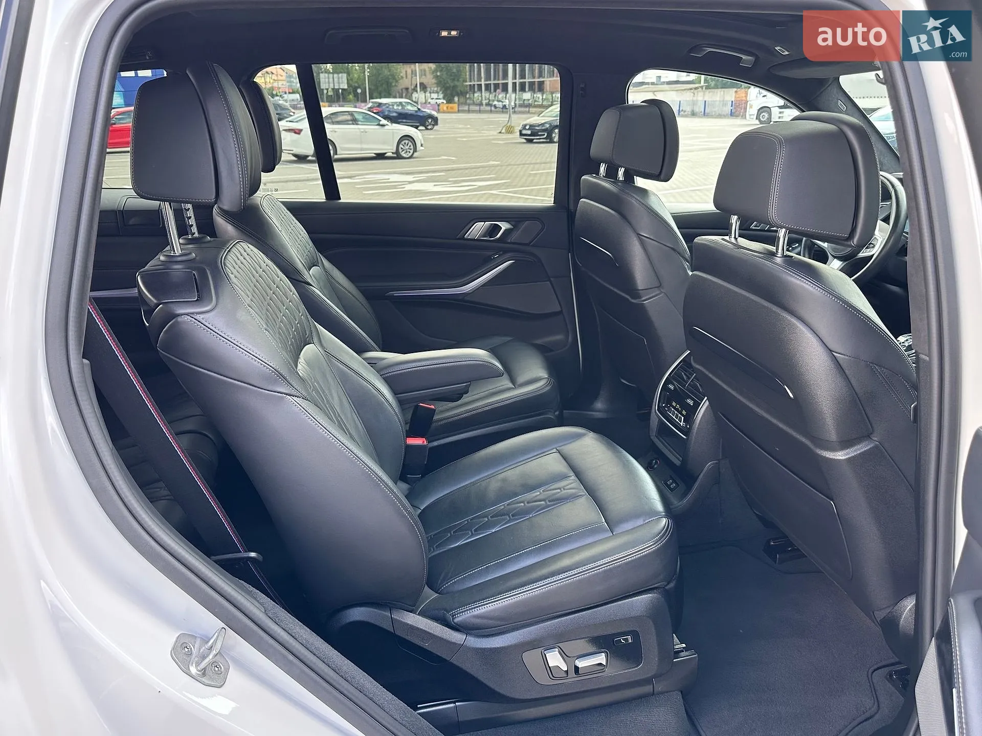 2021 BMW X7 - мініатюра 117