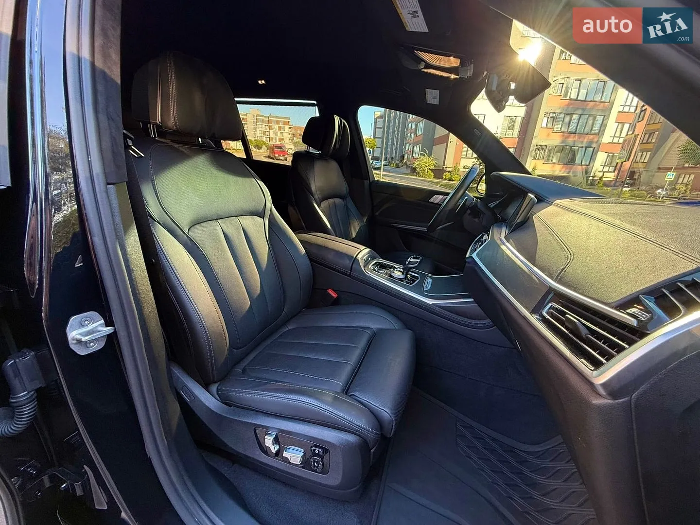 2022 BMW X7 - мініатюра 42