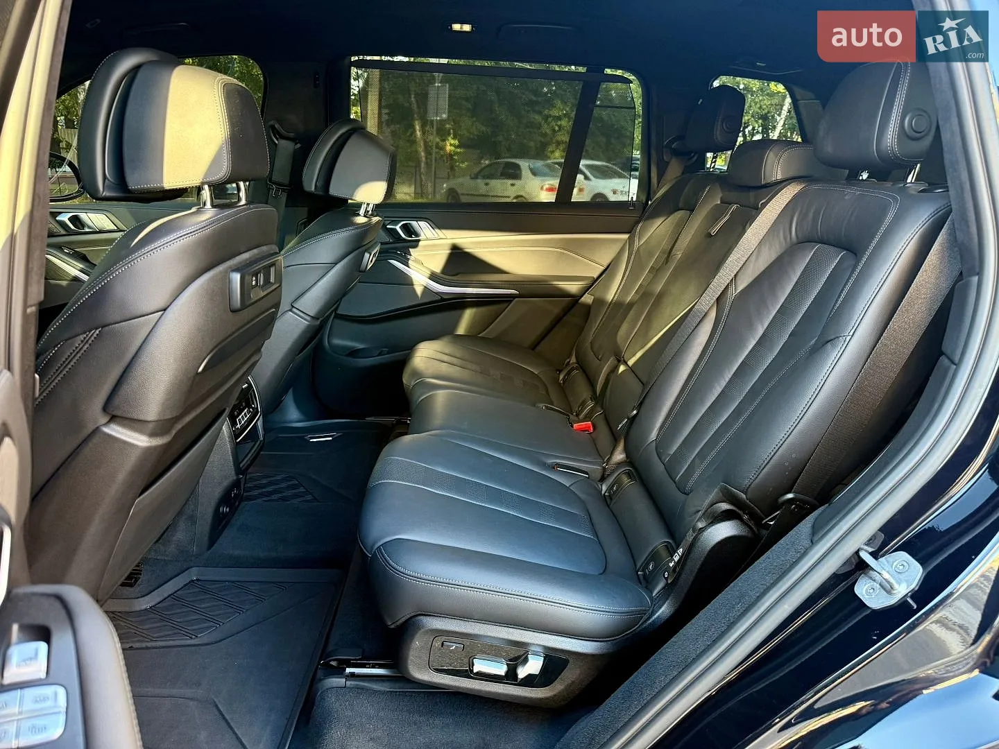 2022 BMW X7 - мініатюра 51