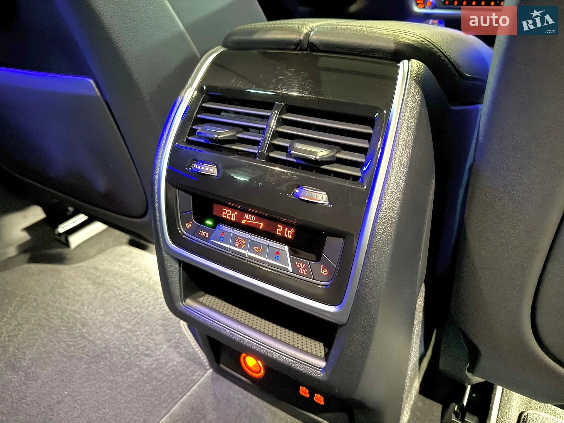 2022 BMW X7 - мініатюра 33