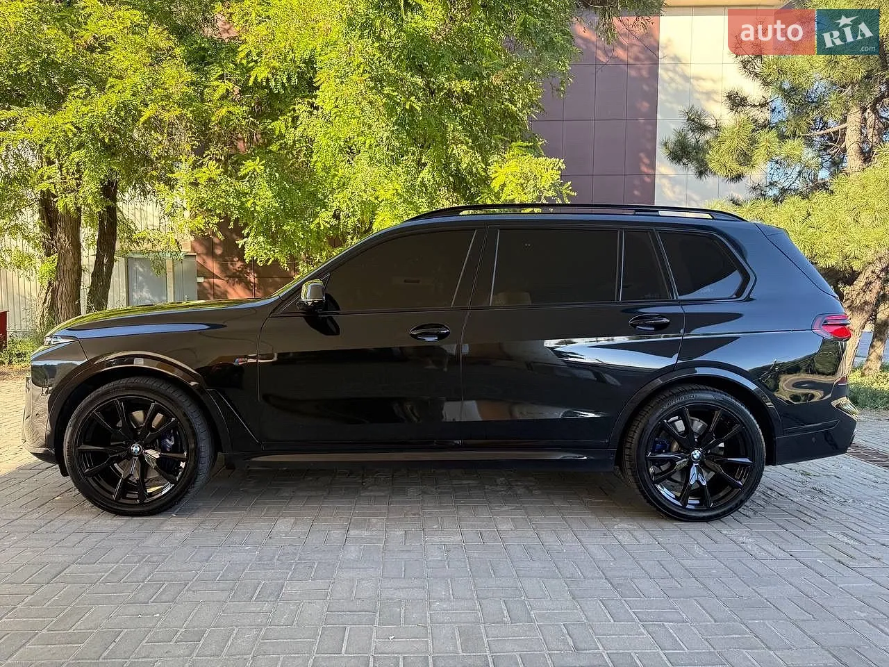 2023 BMW X7 - мініатюра 9