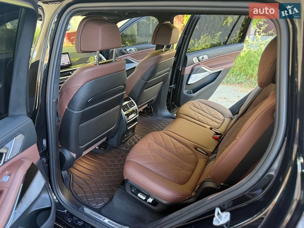 2023 BMW X7 - мініатюра 25