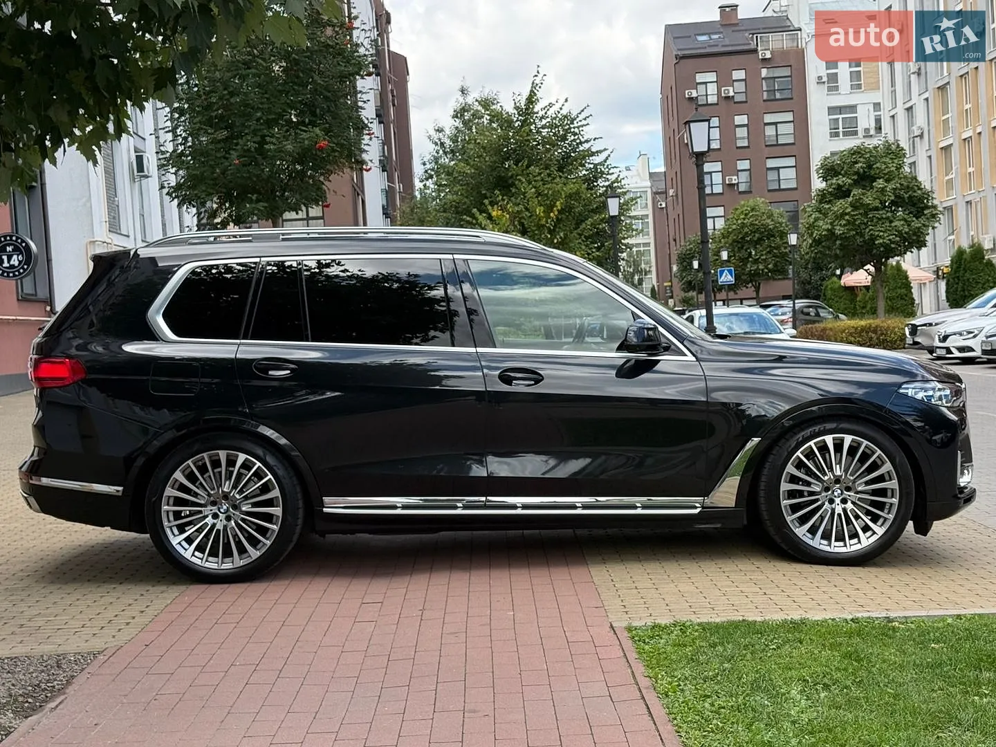 2022 BMW X7 - мініатюра 5